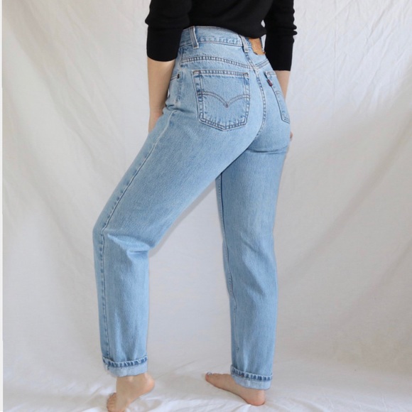 Vintage Levi's 550 Jeans - Picture 3 of 7